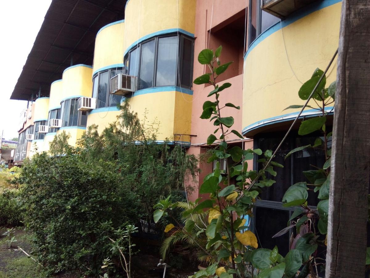 Hotel Sai Samrat Inn Panvel Exterior photo