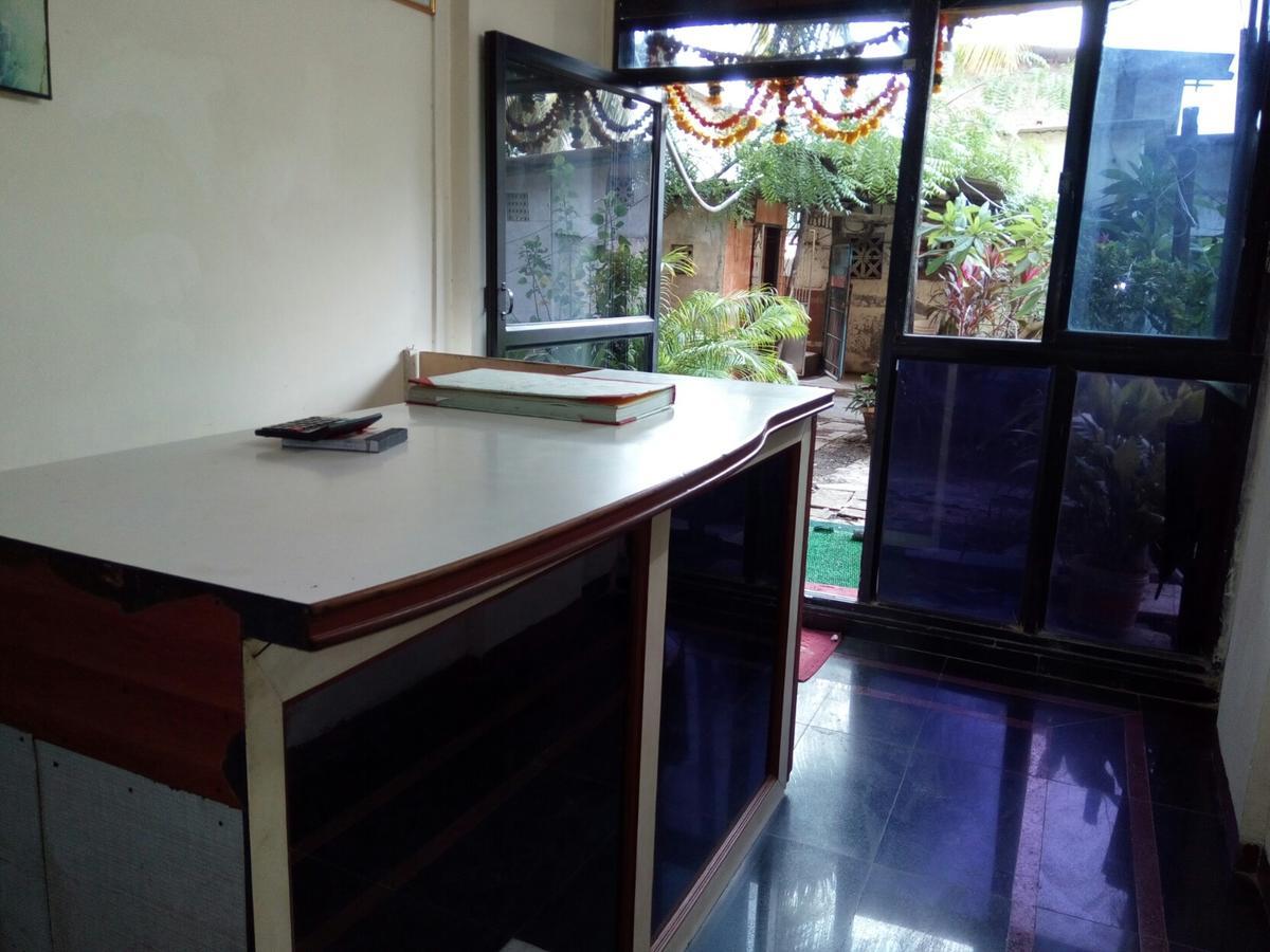 Hotel Sai Samrat Inn Panvel Exterior photo
