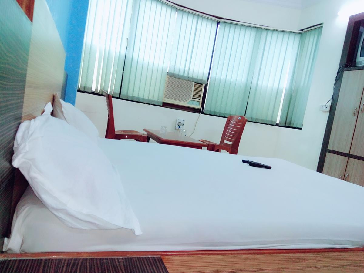 Hotel Sai Samrat Inn Panvel Exterior photo